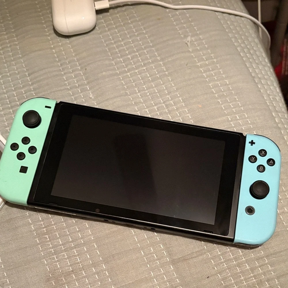 Nintendo Switch Console - Mint Green and Black